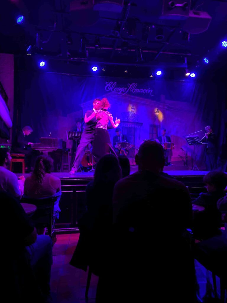 Tango show at El Viejo Almacén in Buenos Aires