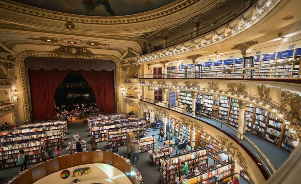 El Ateneo Grand Splendid bookstore in a former theatre in Buenos Aires